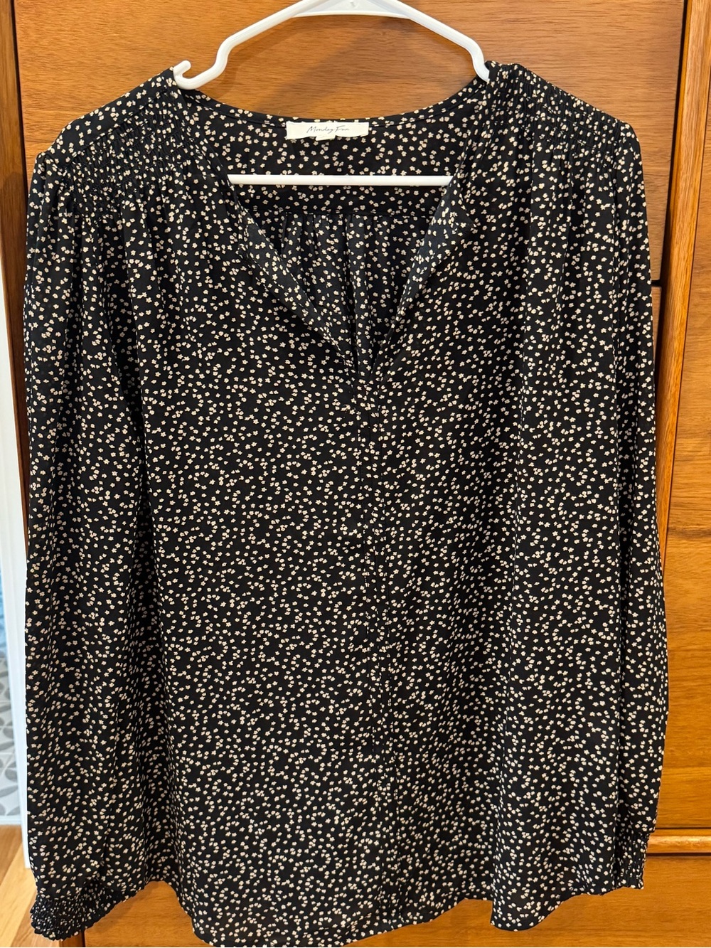 Black Printed V-Neck Long-Sleeve Blouse